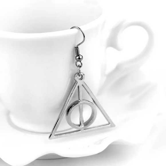 Harry Potter Deathly Hallows Silver Triangular Earrings - Picture 3 of 9
